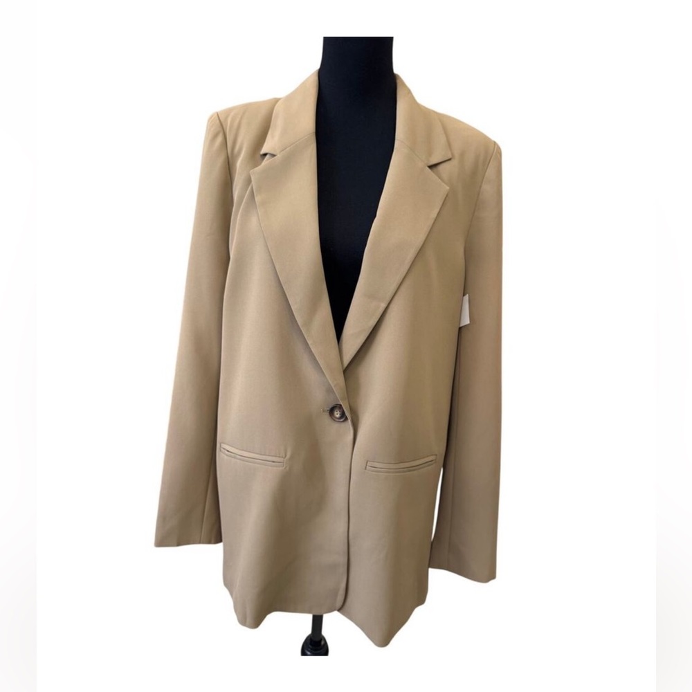 WAYF REVOLVE Single Button Relaxed Blazer Size M